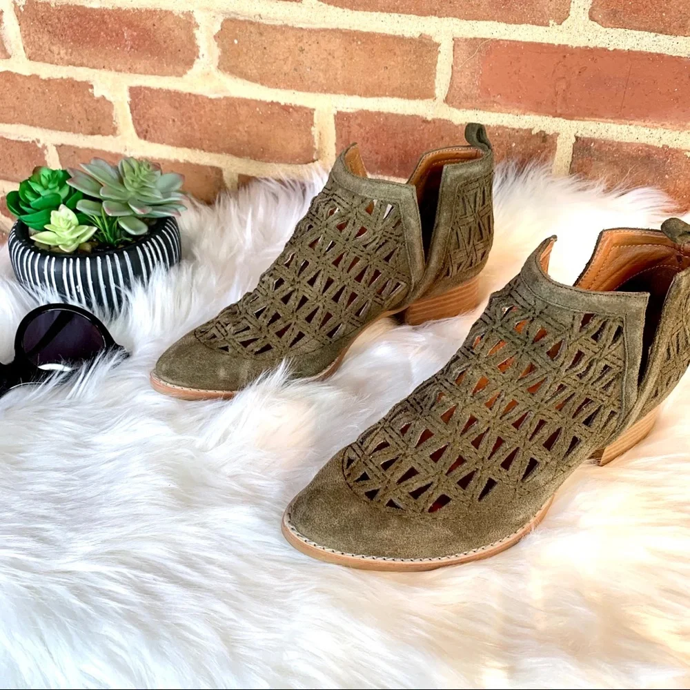 JEFFREY CAMPBELL Coastal Cowgirl Western Sagat Laser Cut Olive Suede Boots, 8.5
